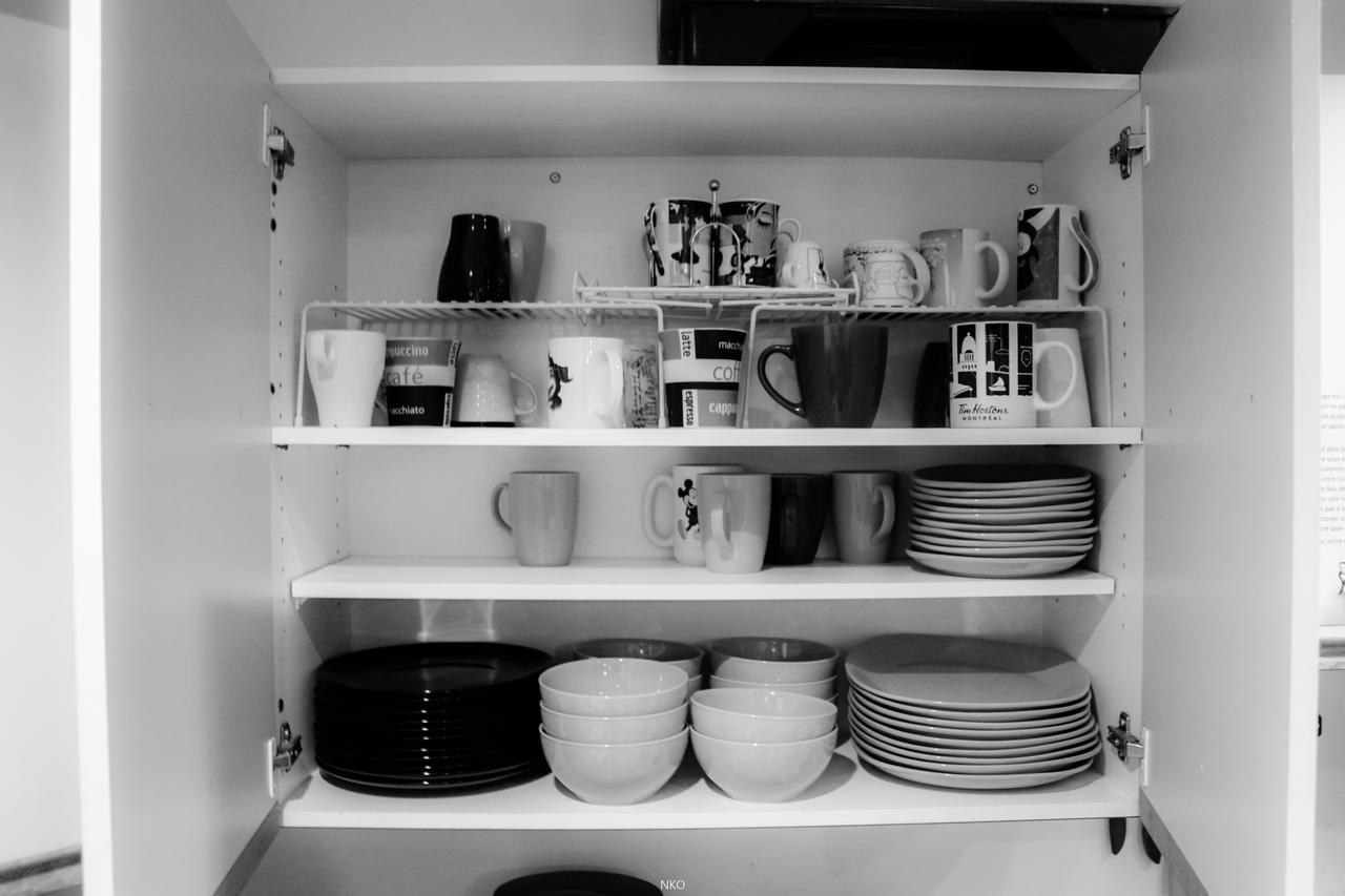 Pied-A-Terre Mont-Royal Hostel Montreal Bagian luar foto
