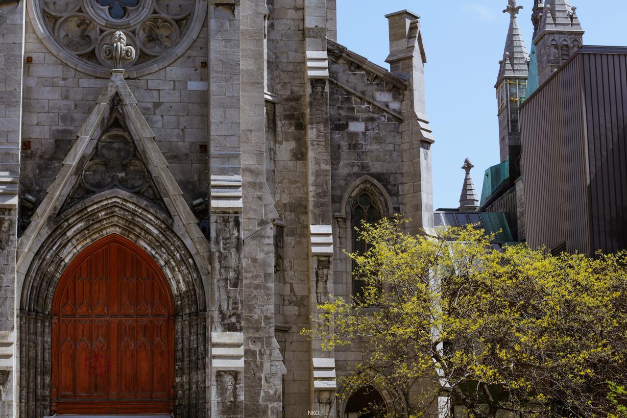 Pied-A-Terre Mont-Royal Hostel Montreal Bagian luar foto